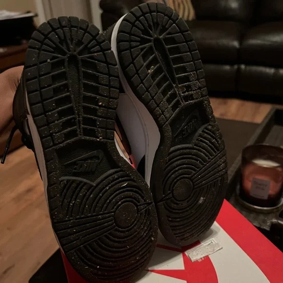 Nike Panda High Top Dunks - Picture 4 of 4